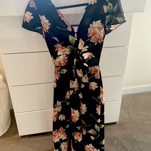 Lulus floral cutout flowy midi dress